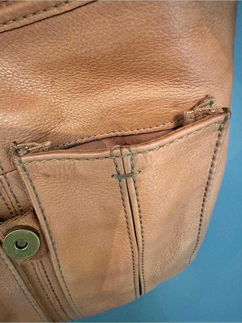 Fossil genuine leather cognac Crossbody bag